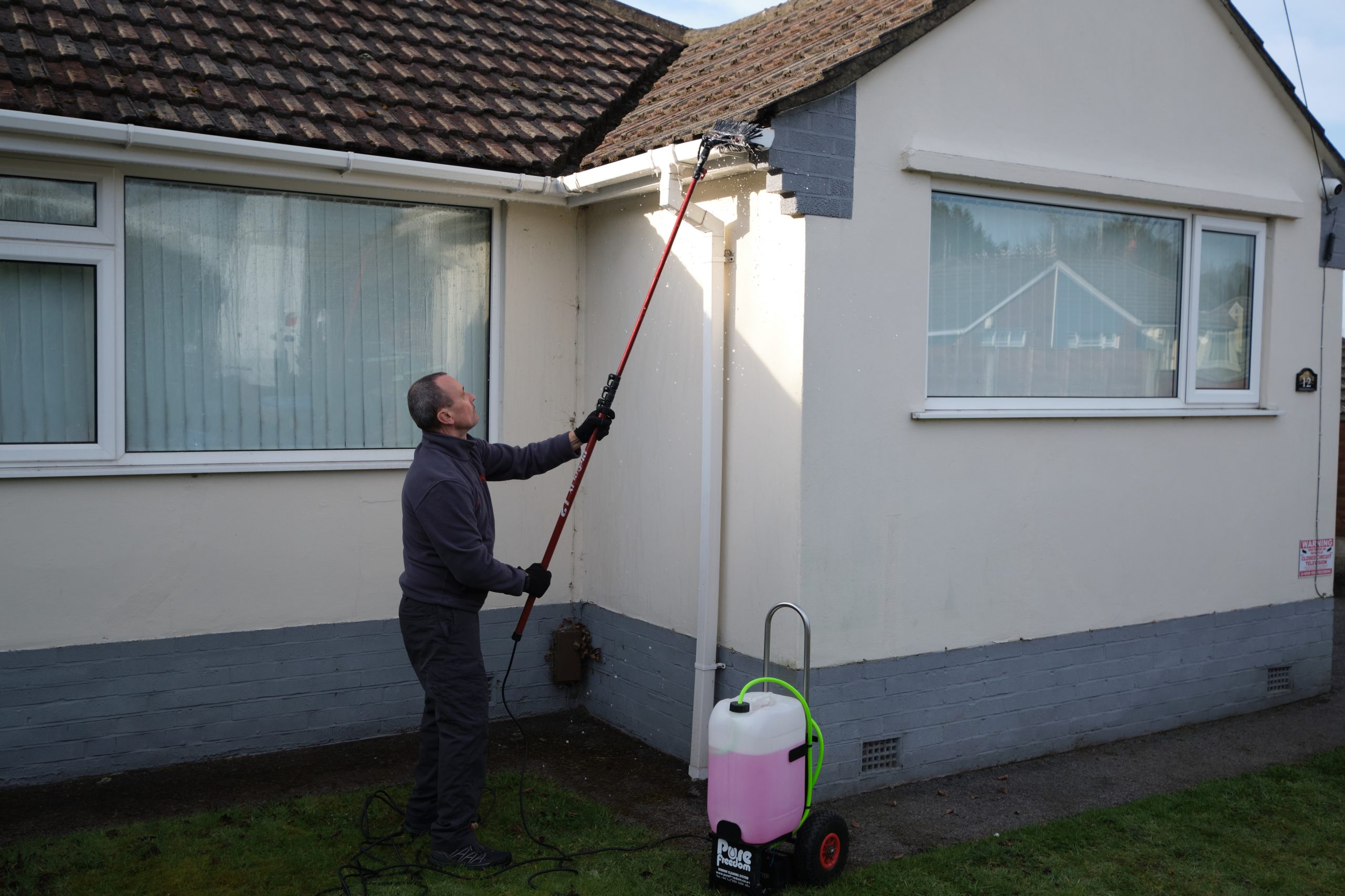 window cleaning in Poole